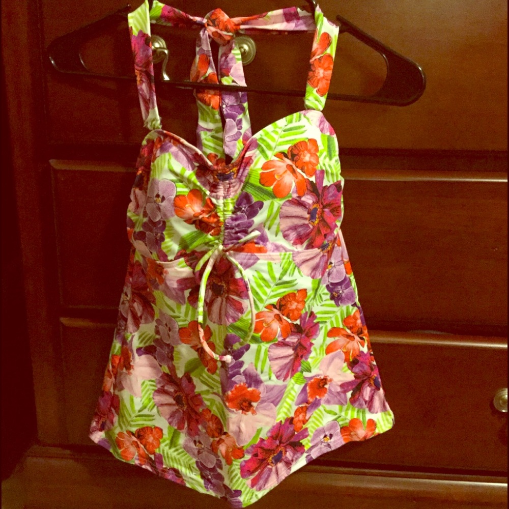 NEW (unworn) Floral Bandeau Tankini Top